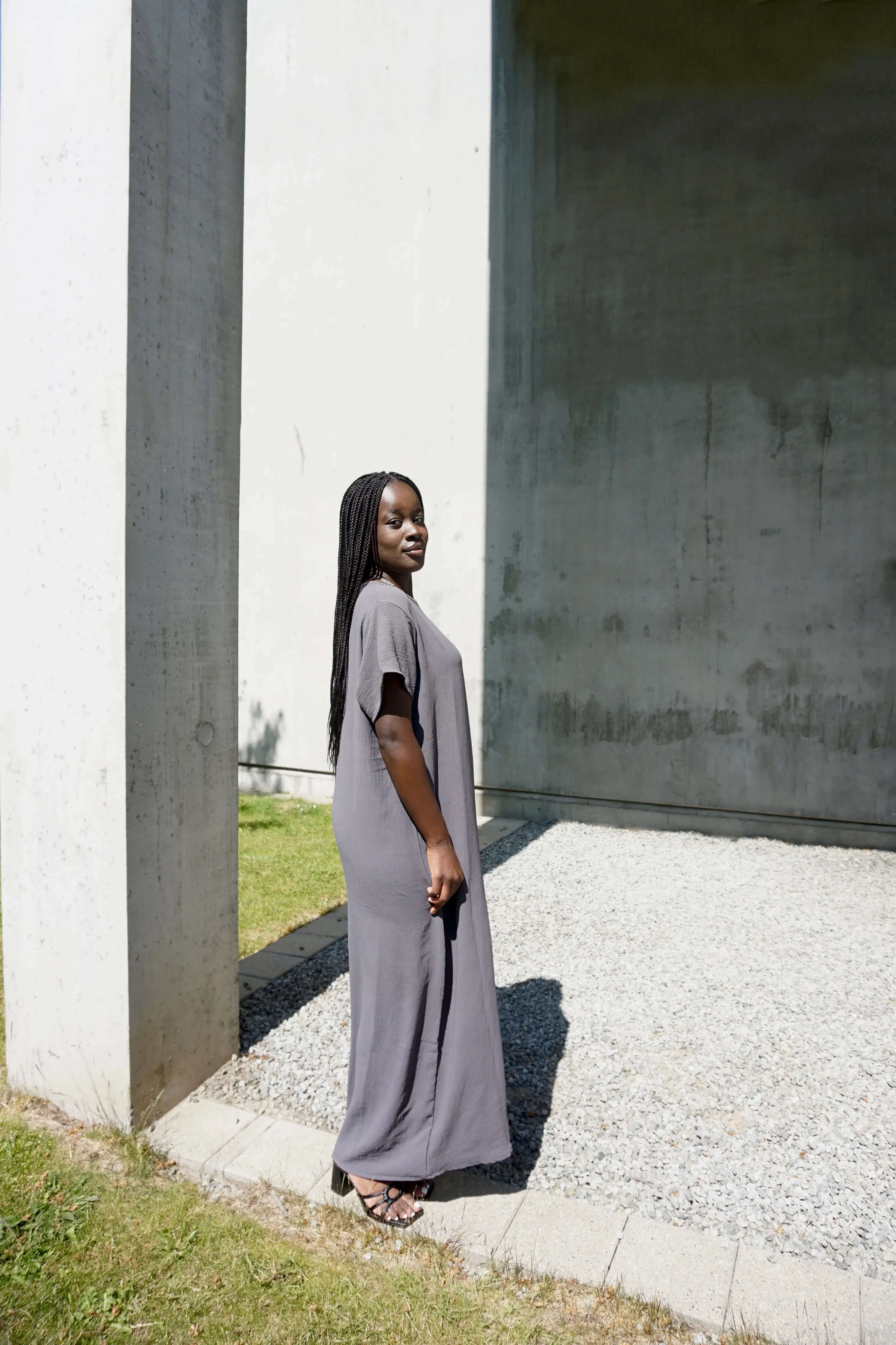 Short sleeve maxi dress in Grey