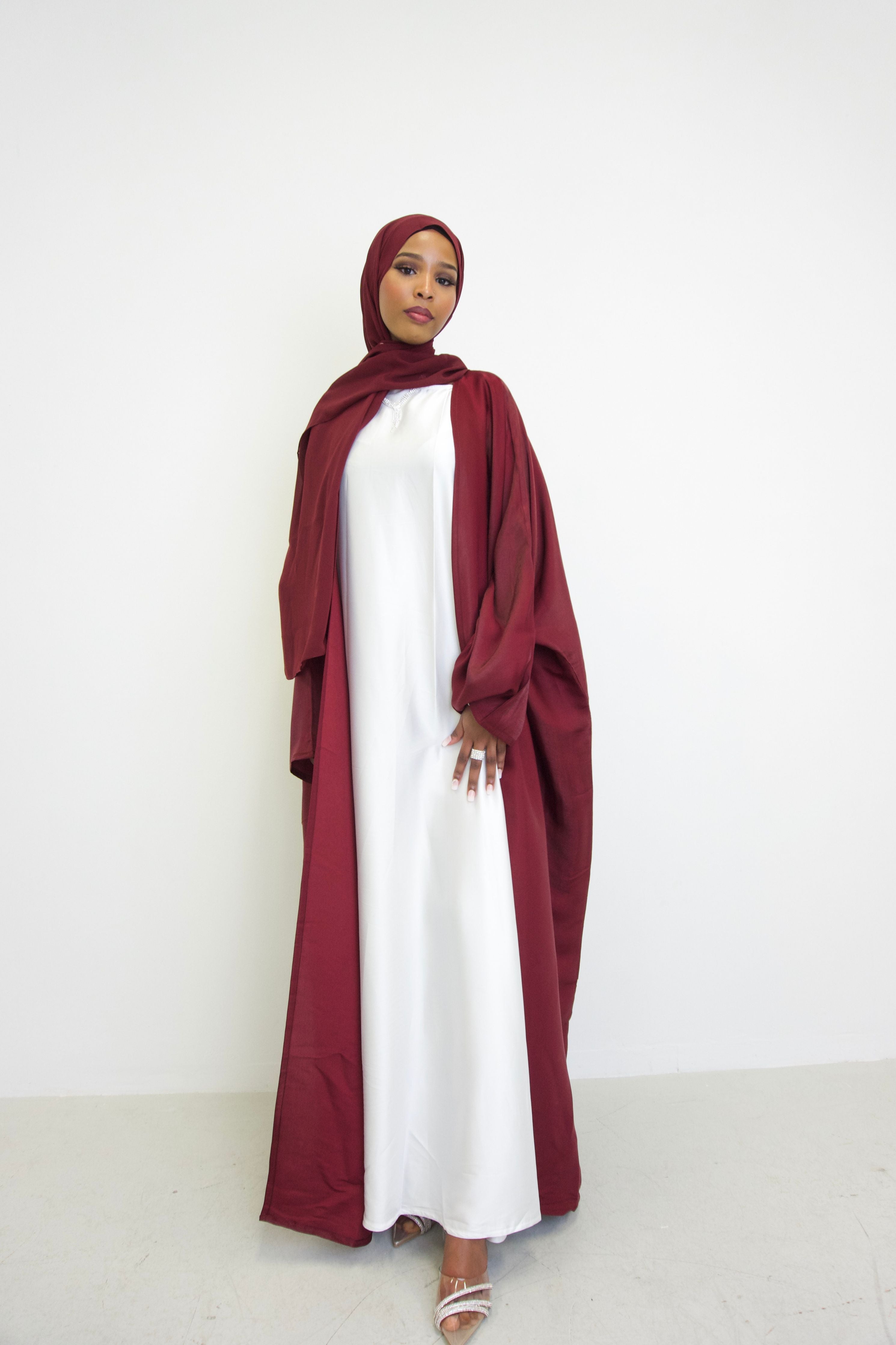 Metallic Red Bahraini Abaya With Matching Hijab