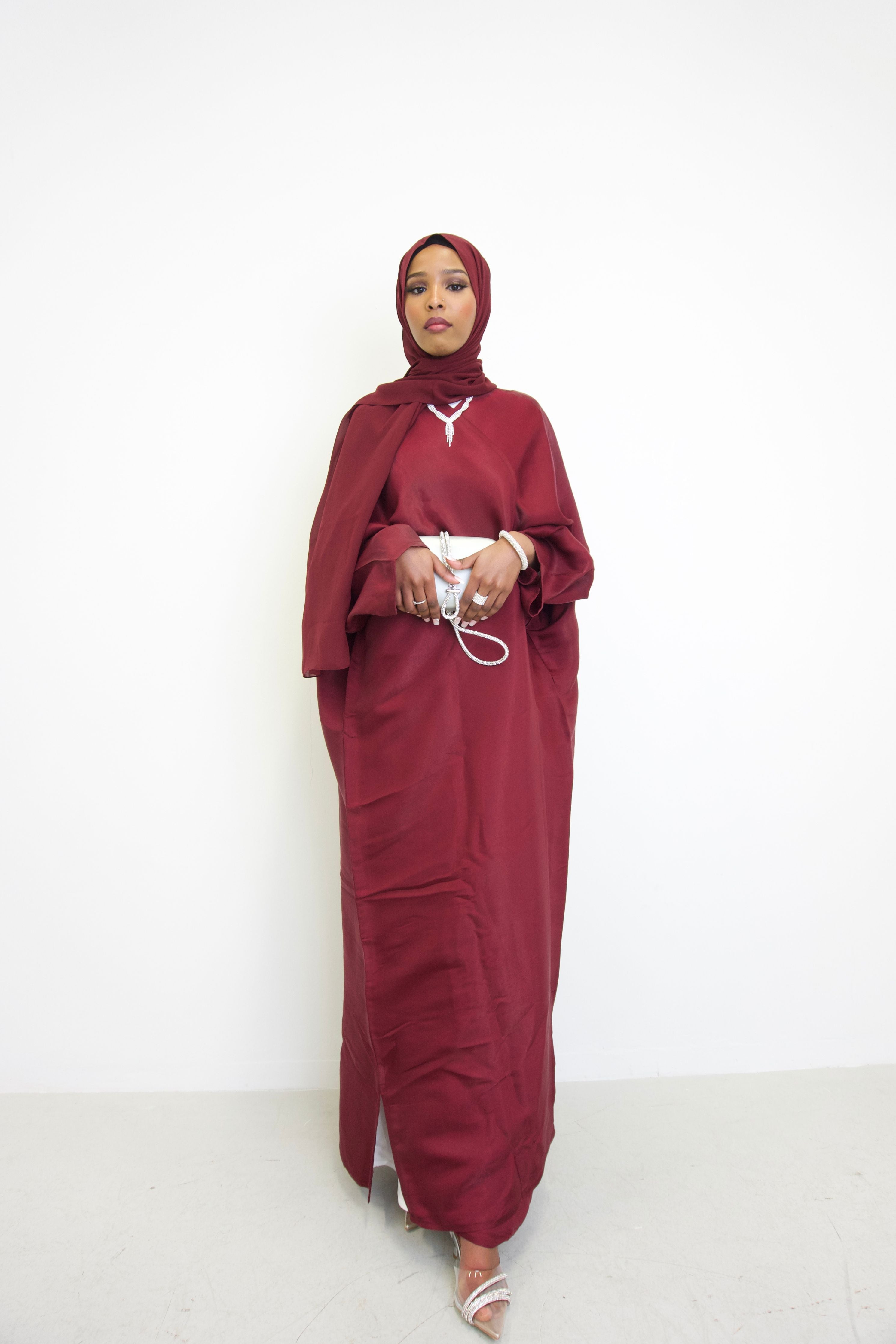 Metallic Red Bahraini Abaya With Matching Hijab